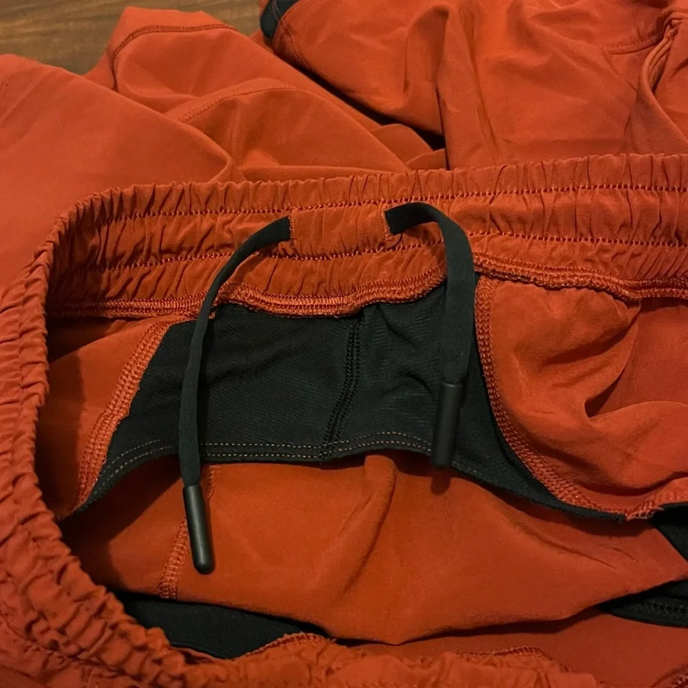 Lululemon Pace Breaker Short Linerless 7" - Picture 3 of 4